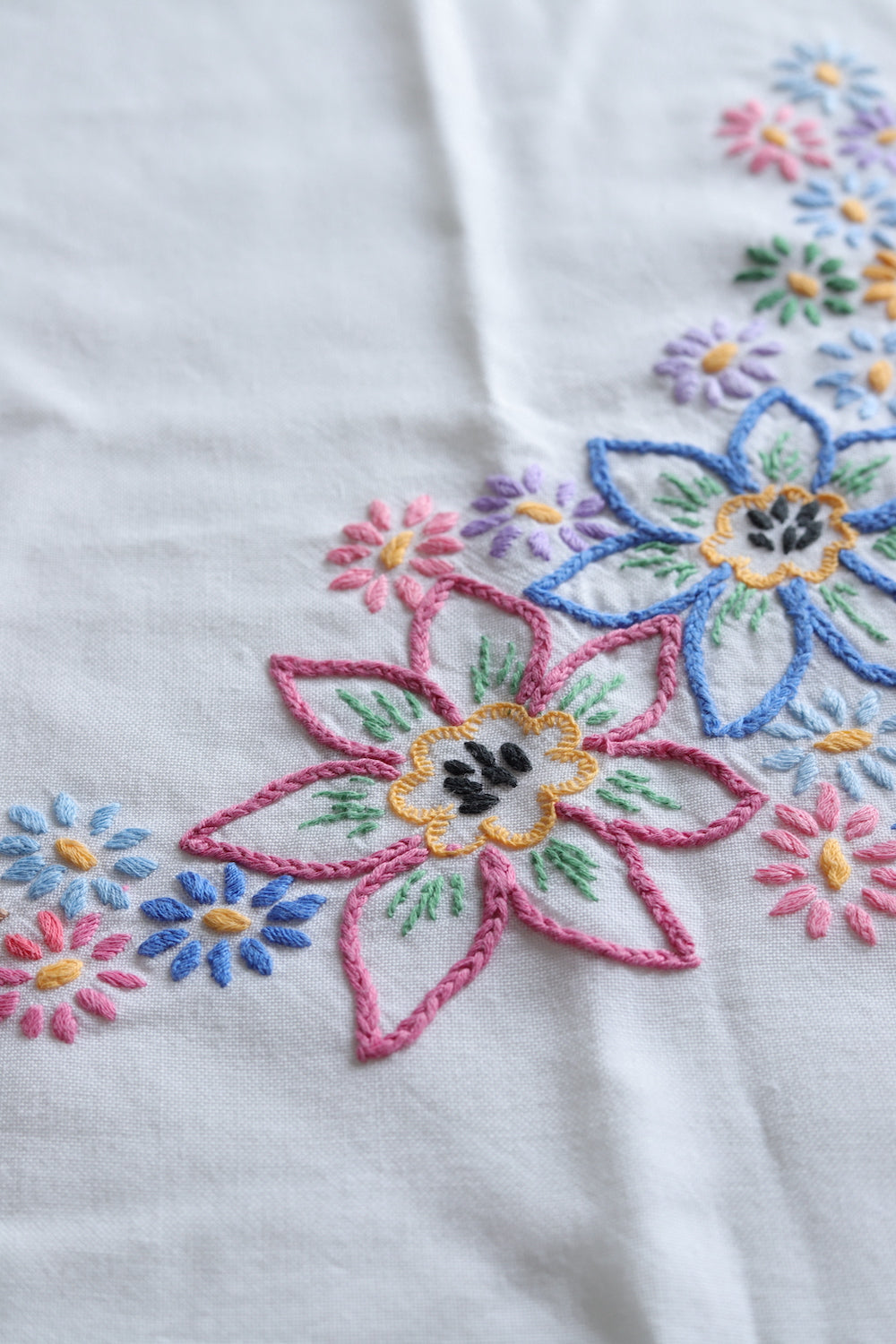 Vintage floral embroidered white table cloth, square approx 1mx1m