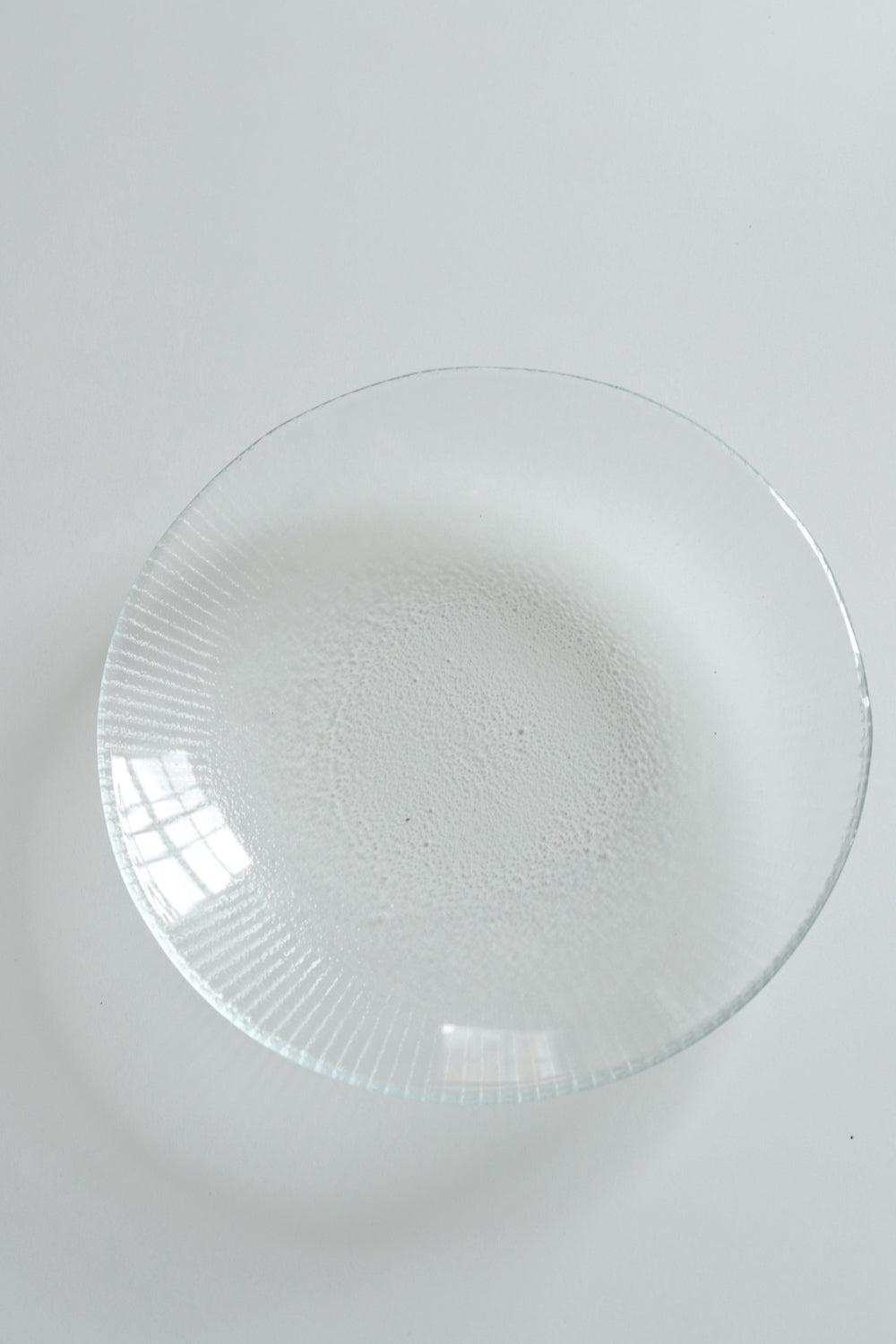 Glass ribbed plate